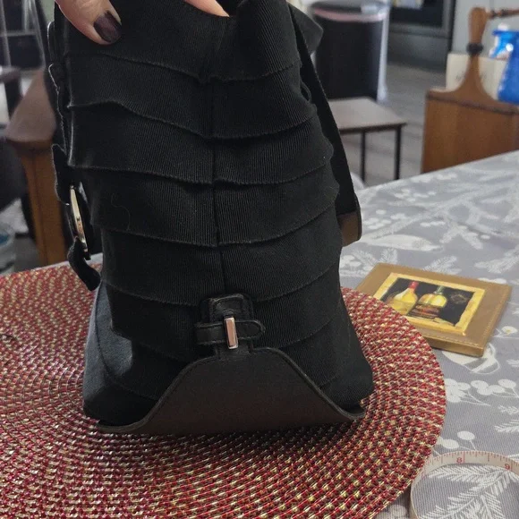 Salvatore Ferragamo AUTH Tiered Bag - Picture 5 of 14